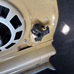 Krok - trunken - Tesla Model 3