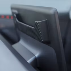 Förvaring bakom skärmen m fack - Tesla Model 3 Highland/Model Y Juniper