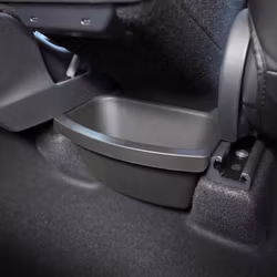 Förvaring baksätet, öppen - Tesla Model Y Juniper LR 2025, P 2025