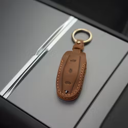 Nyckelhållare - äkta läder, 2 färger - Tesla Model S/3/Y