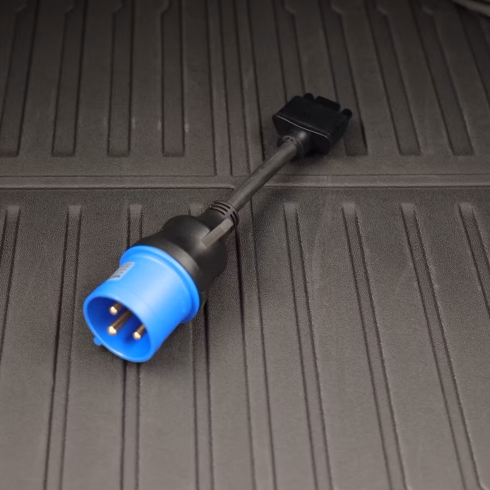 3-stifts CEE blå adapter Tesla Gen 2 mobilladdare 240V-uttag vid 32A