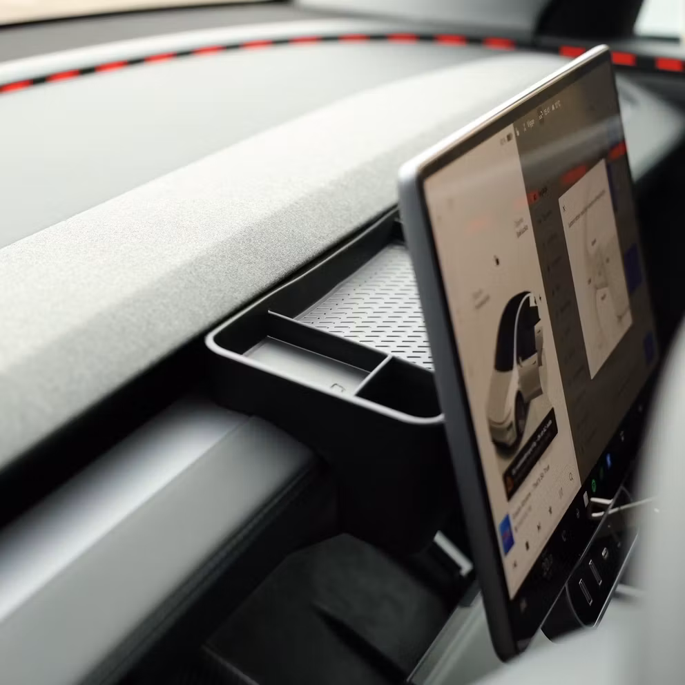 Förvaring bakom skärmen - svart - Tesla Model 3 Highland/Y Juniper