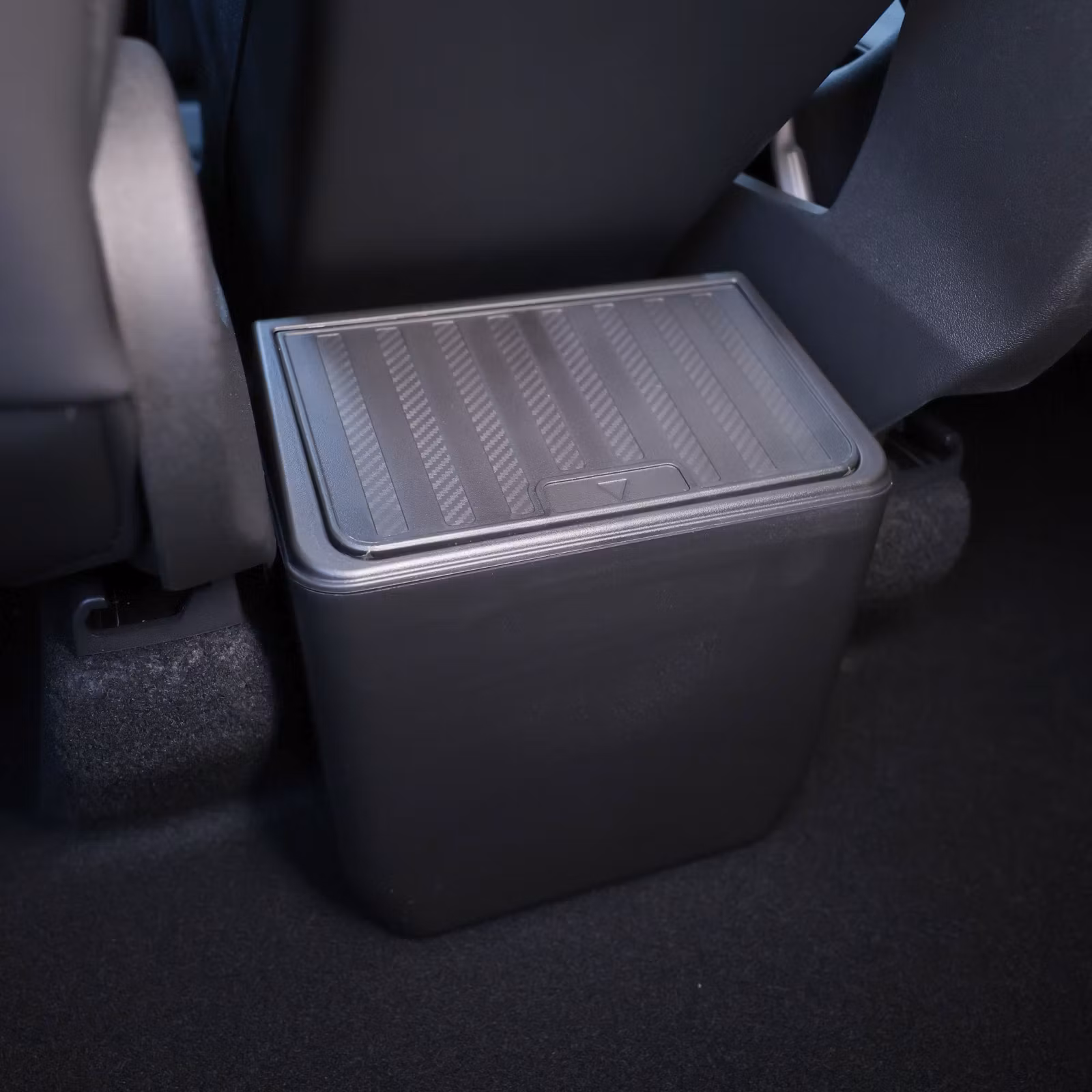 Förvaring baksätet, klicklock - svart - Tesla Model Y Juniper