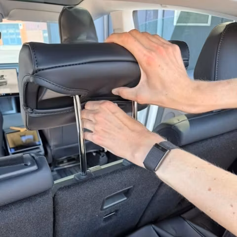 Klädsel svart eller vit - hela set - Tesla Model Y Juniper