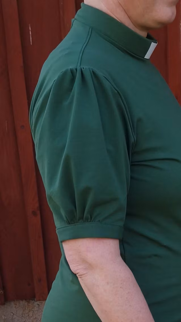 Puffärm Dam Diakon