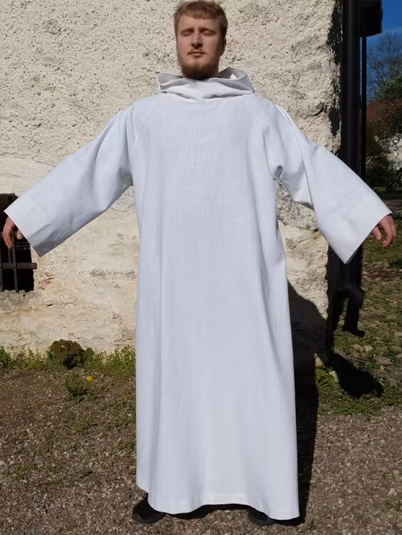 Alba med huva