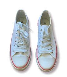 Vita canvasskor stl 36-40