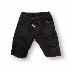 Svarta shorts stl 110