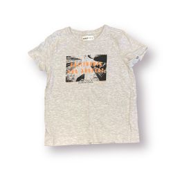 Grå t-shirt stl 122/128