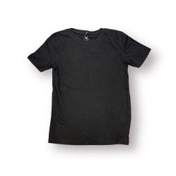 Svart t-shirt stl 122/128