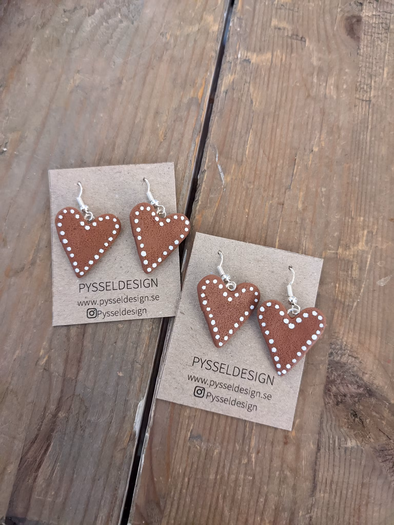 Örhängen: Pepparkakshjärtan