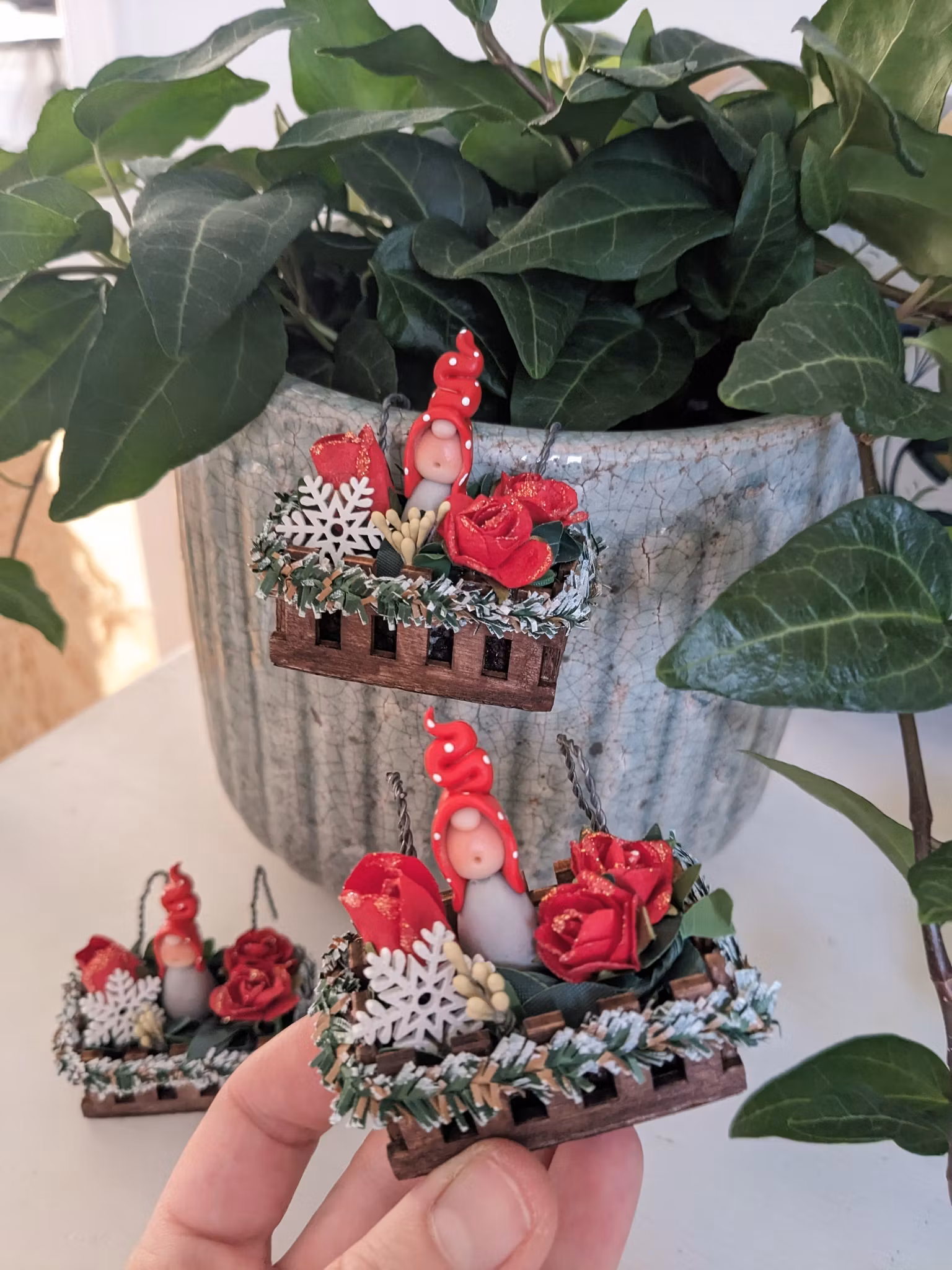 Miniblomlåda att hänga på blomkruka