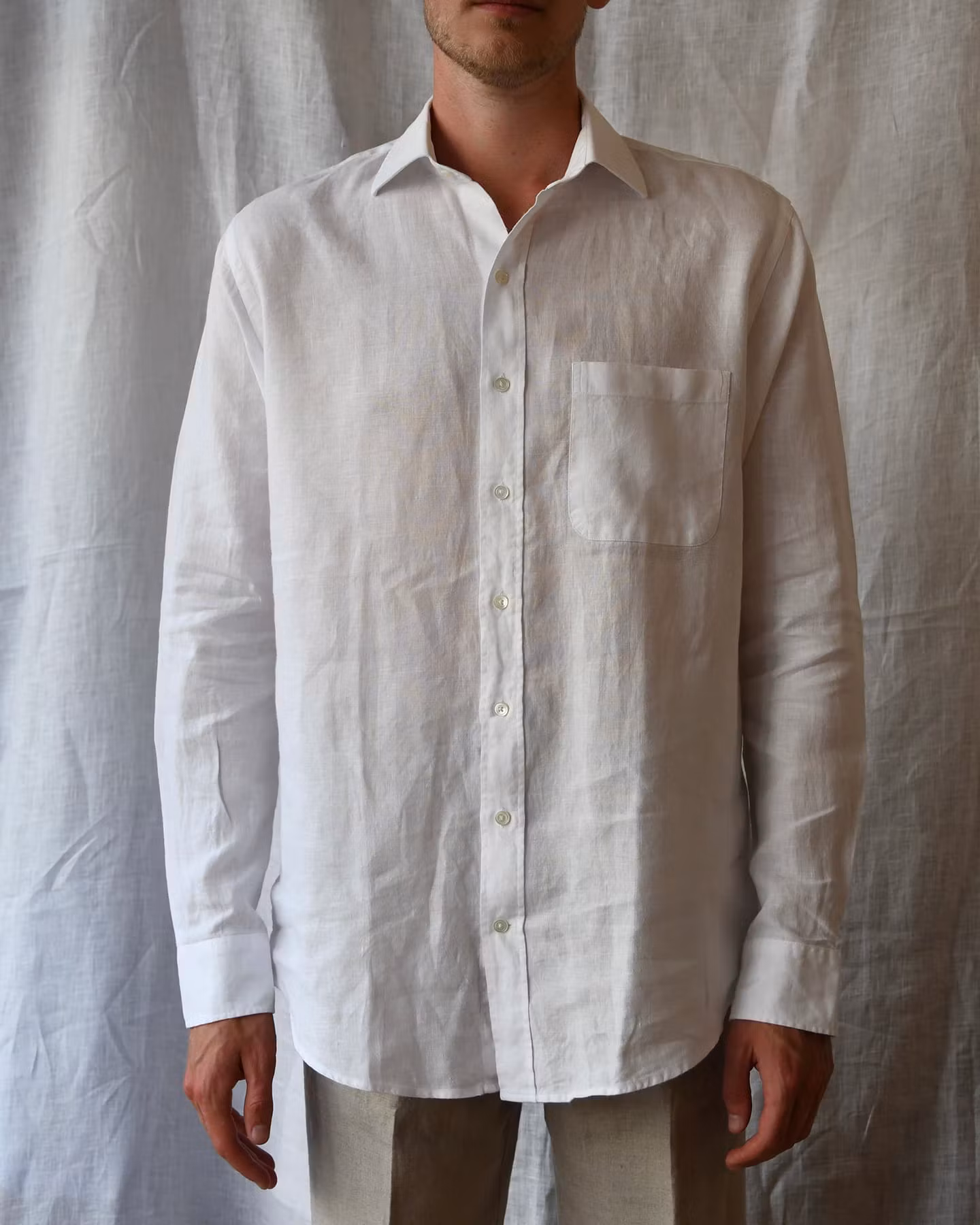 Porlamar vit – linneskjorta med krage