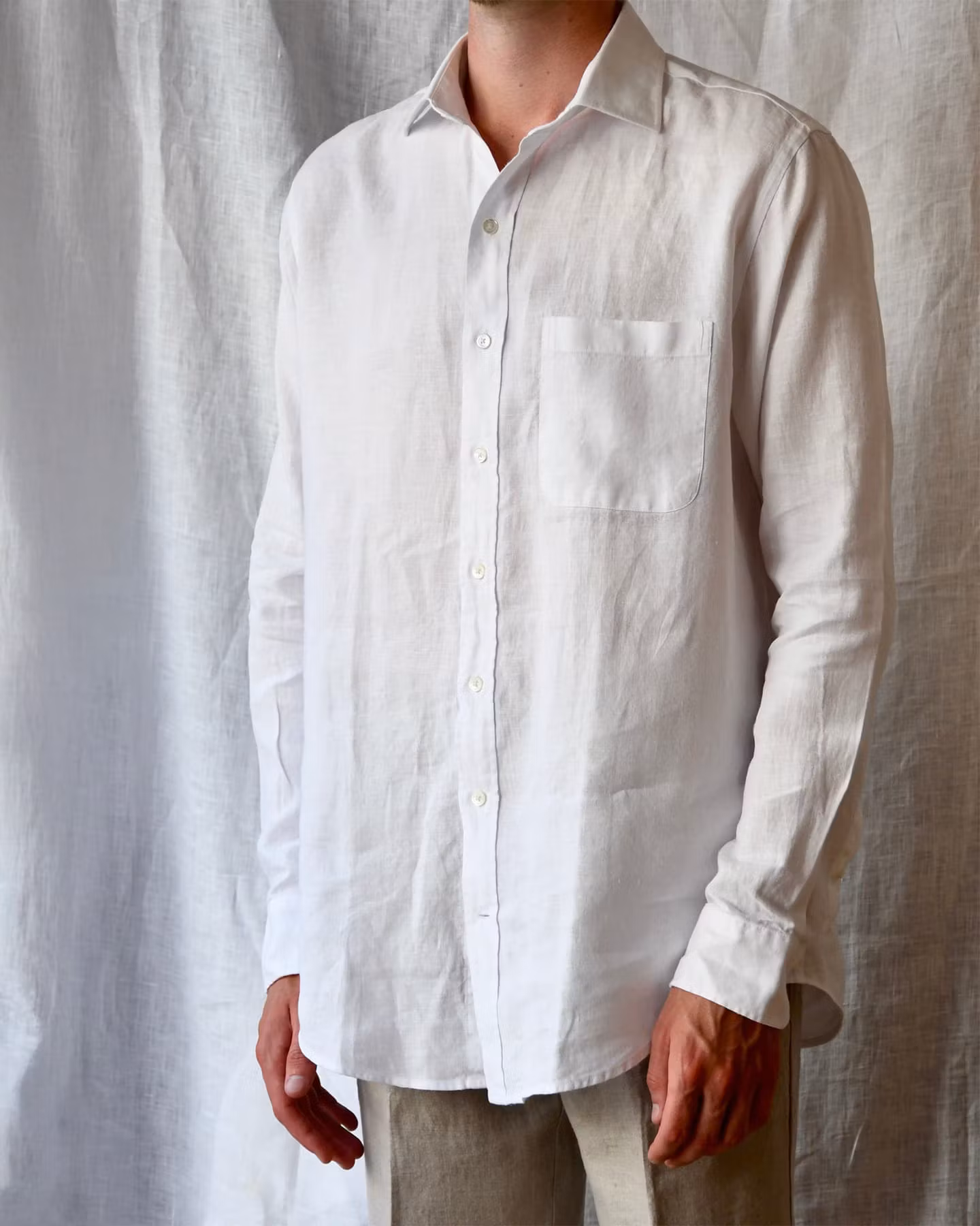 Porlamar vit – linneskjorta med krage