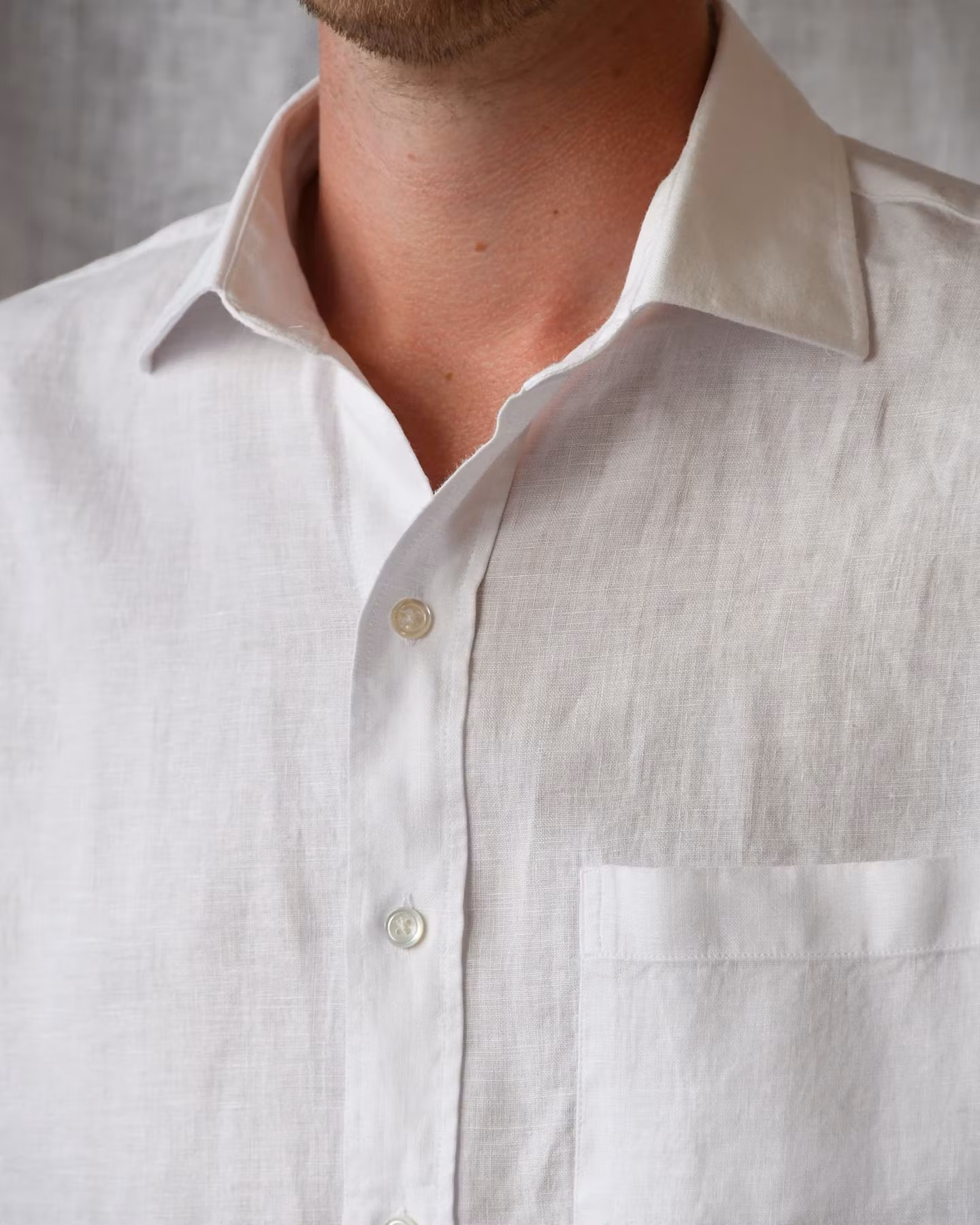 Porlamar vit – linneskjorta med krage