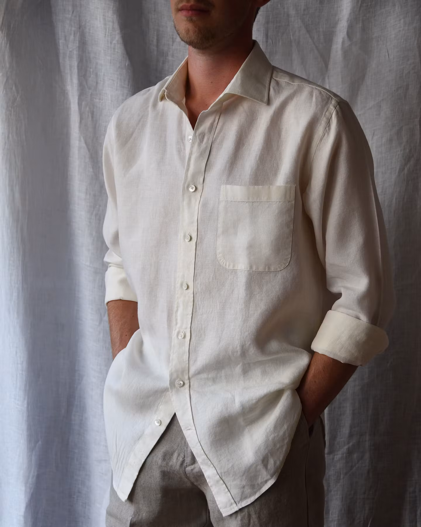 Porlamar off-white – linneskjorta med krage
