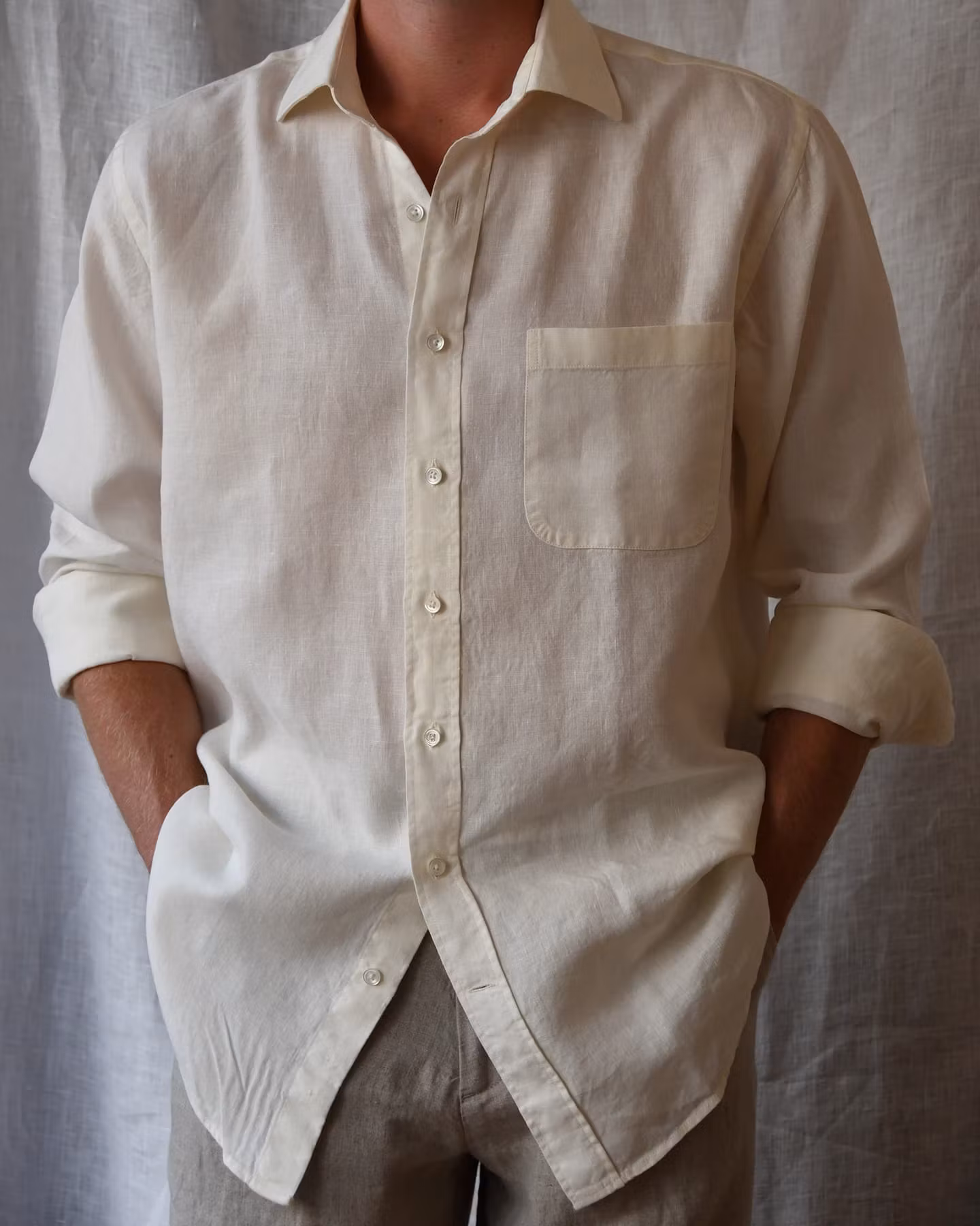 Porlamar off-white – linneskjorta med krage