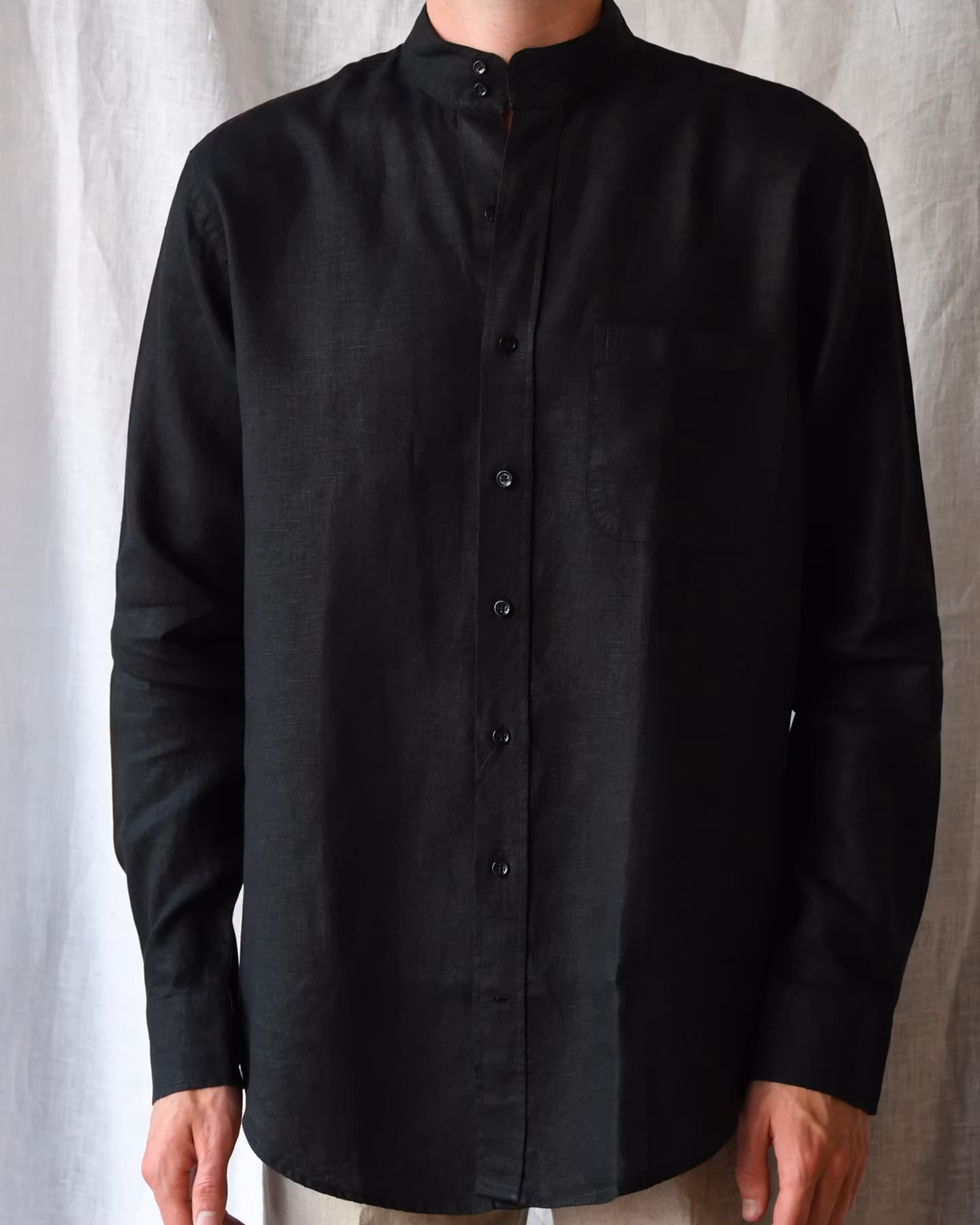 Porlamar svart – linneskjorta utan krage