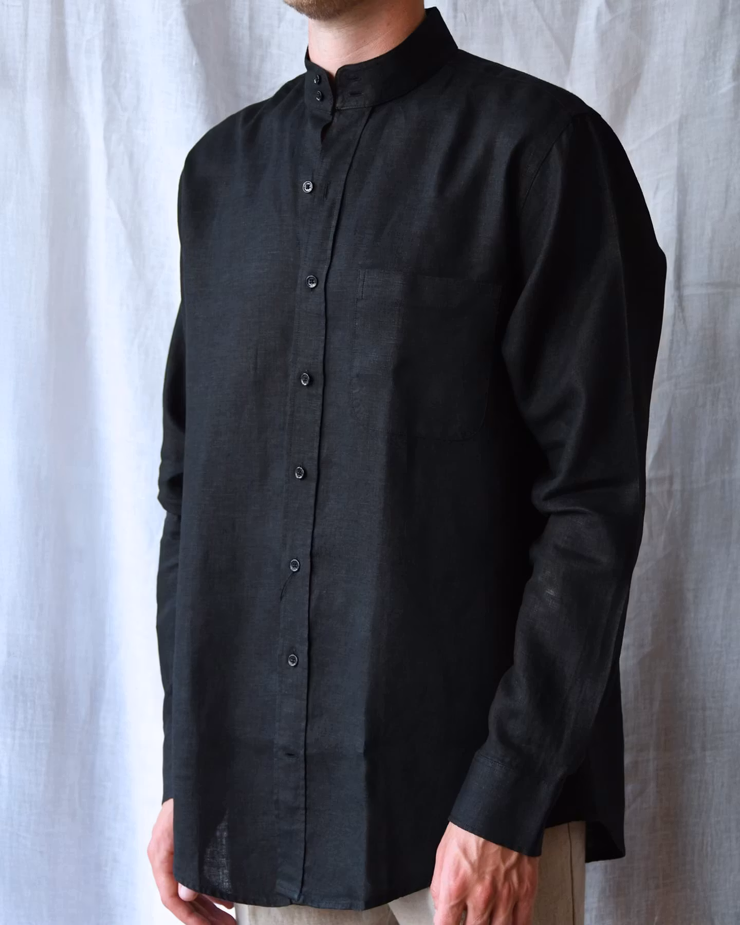 Porlamar svart – linneskjorta utan krage