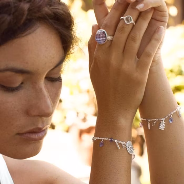 Armband "Hold my Hand" i Silver från Ananda Soul
