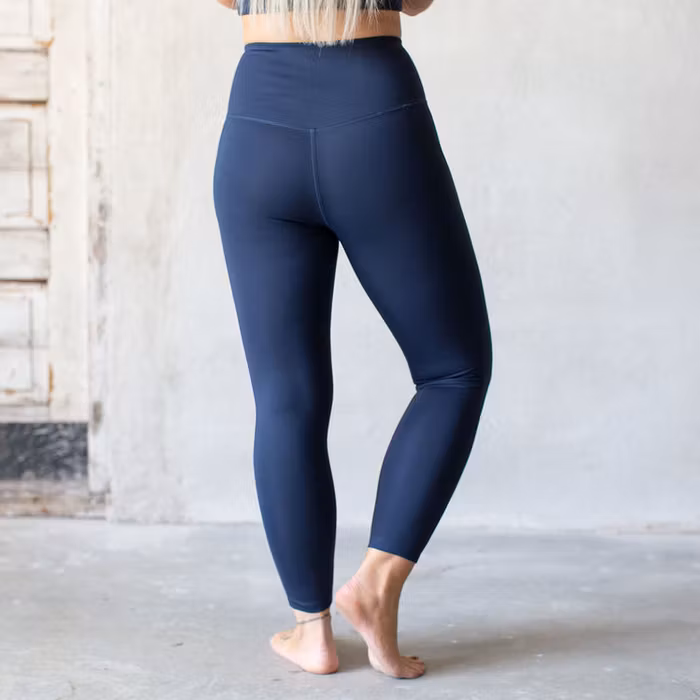 Yoga leggings High rise Midnight Full length - Girlfriend Collective