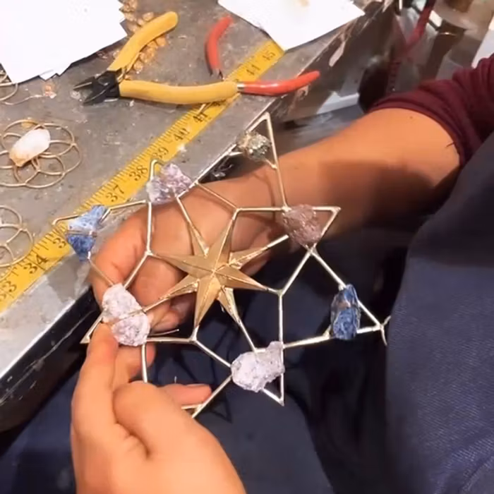 2:A SORTERING Kristall Beach Vibes Sunburst Healing Crystal Grid - Ariana Ost