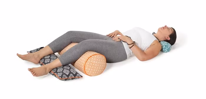 Nackkudde Litet bolster "Sky Feather" - Chattra