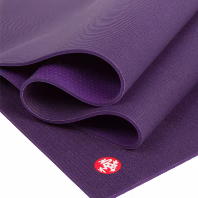 Yogamatta PRO mat Black Magic (lila) 6mm - Manduka