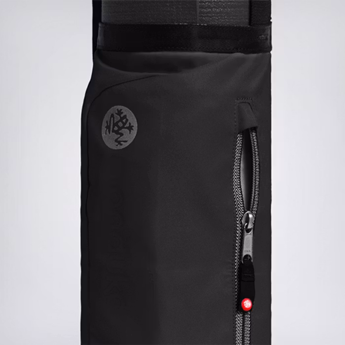 Yogaväska Go Play 3.0 bag Black från Manduka