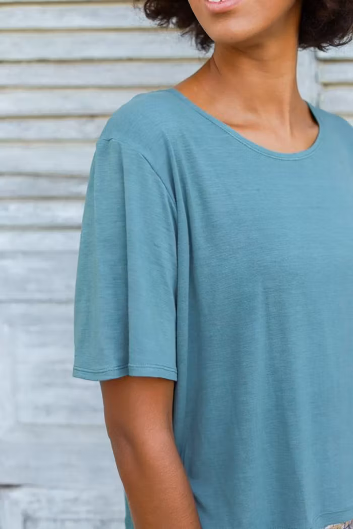 Tröja Moksa Tee Natural Green - från Indigo Luna