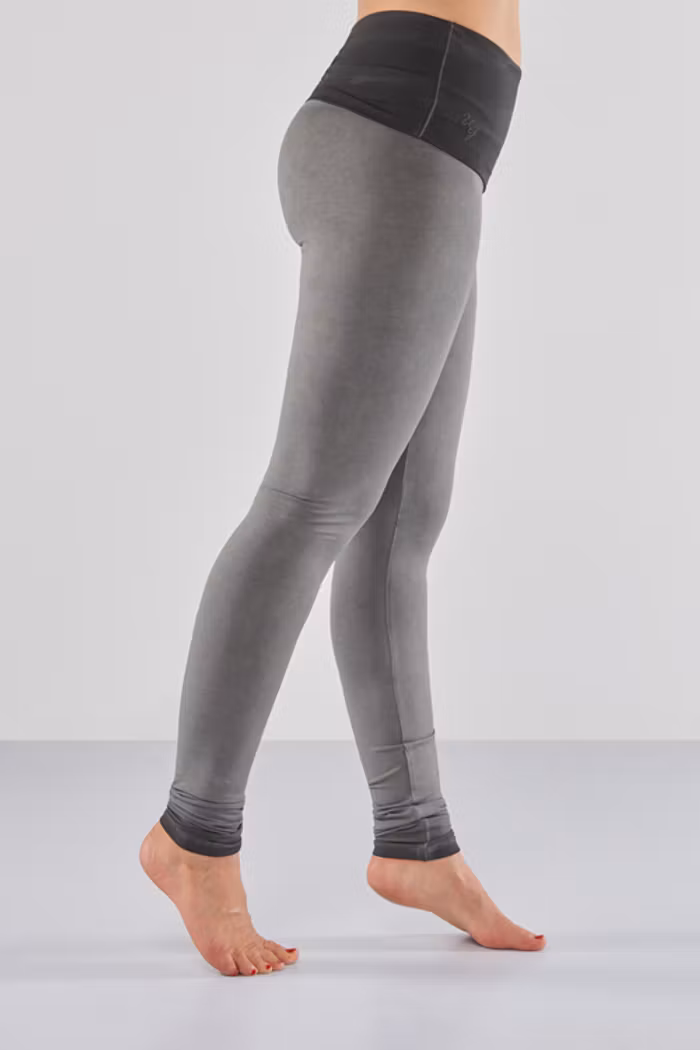 Yogaleggings Shaktified  Urban Roots Off black - Urban Goddess