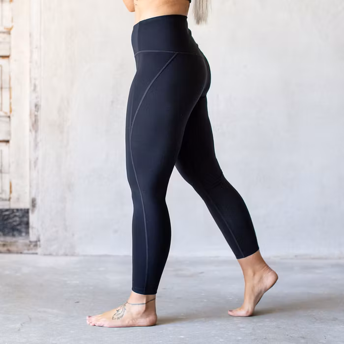 Yoga leggings High rise 7/8 Black - Girlfriend Collective