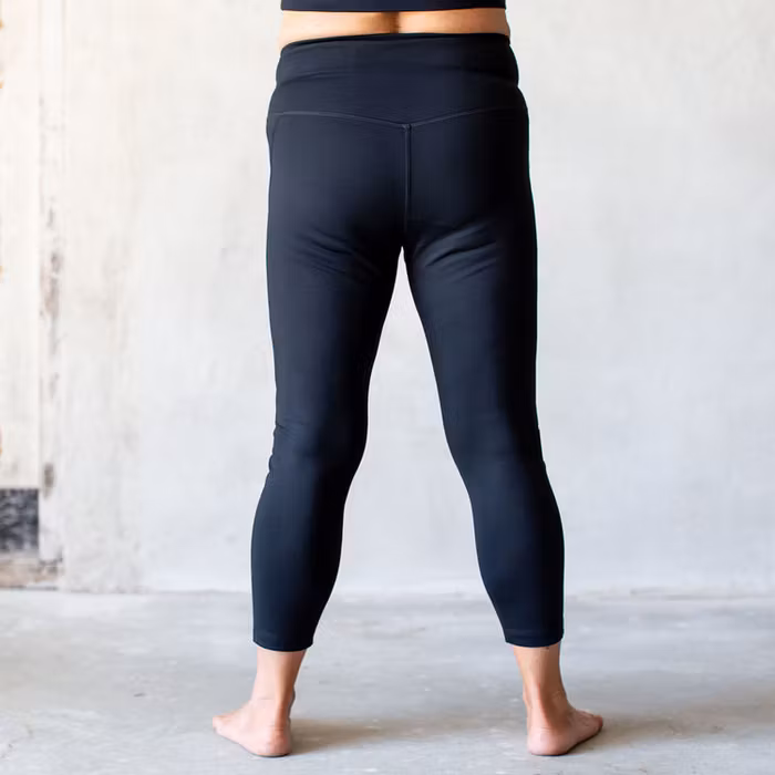 Yoga leggings High rise 7/8 Black - Girlfriend Collective