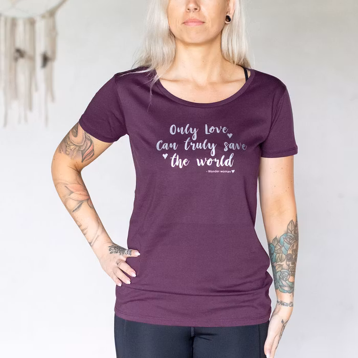 T-shirt "Only love can save the world..." Aubergine - Soul Factory