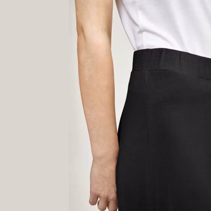 Byxor Haren Cropped Black - Movesgood