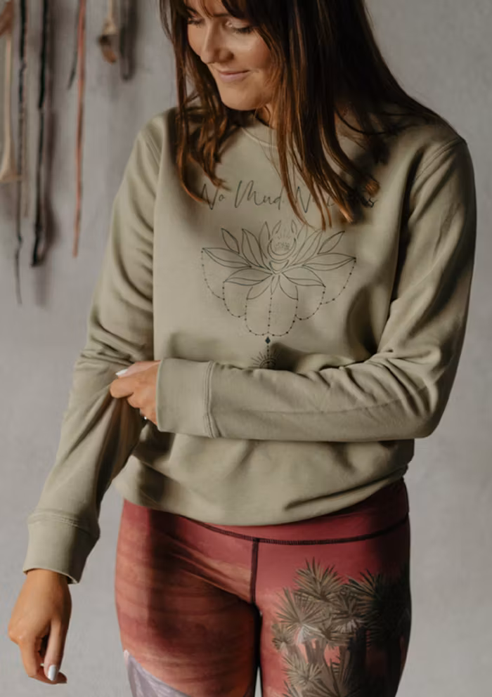Sweatshirt "No mud No Lotus" Sage - Soul Factory