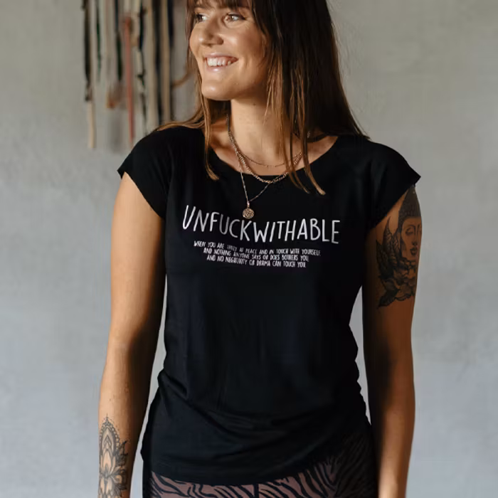 T-shirt Unfuckwithable Svart - Soul Factory