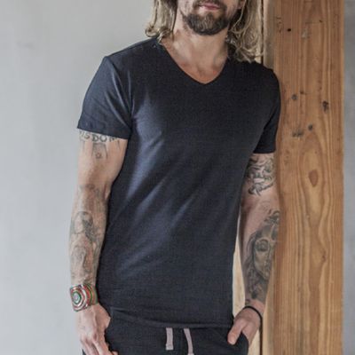 T-shirt Moksha Black - Renegade Guru