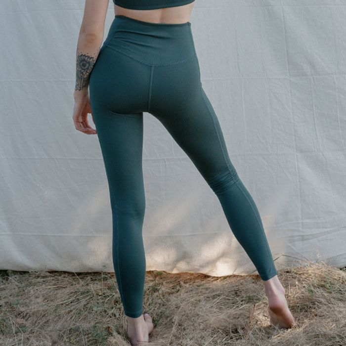 Yogaleggings Pocket High Rise Long Moss - Girlfriend Collective