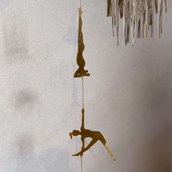 Vägg dekoration  Yoga Pose Gold - Ariana Ost