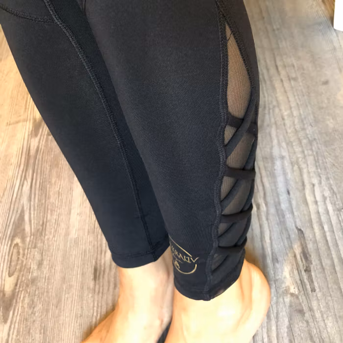 Yogaleggings Kneelove Mesh "Be More You" - Vackraliv Yoga