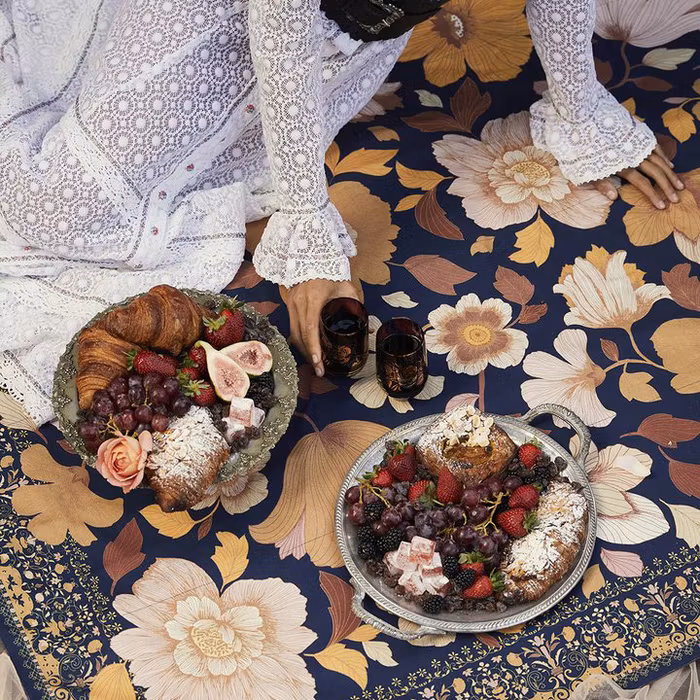 Picknick filt Grande Fleur Nightshade - Wandering Folk