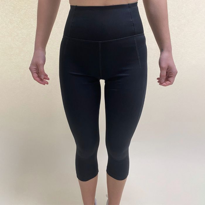 Yogaleggings Capri Black - Girlfriend Collective