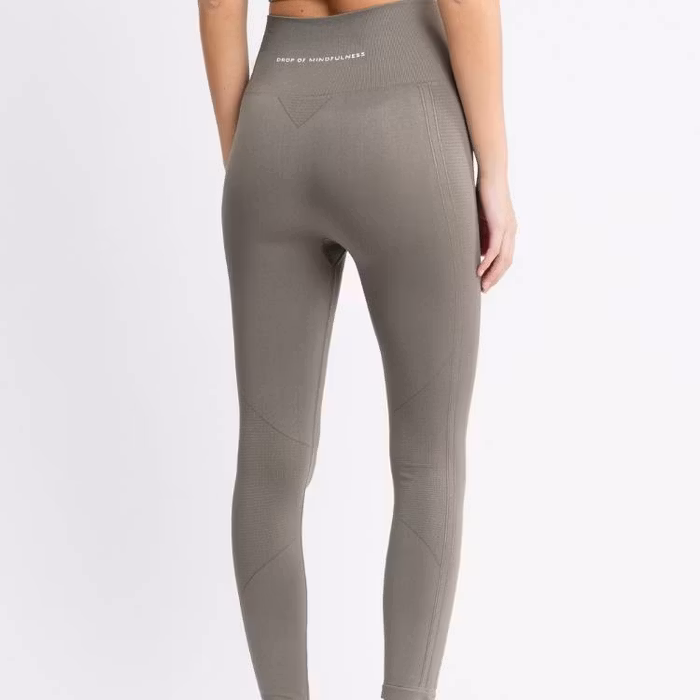 Yogaleggings Seamless CORA Khaki - DOM