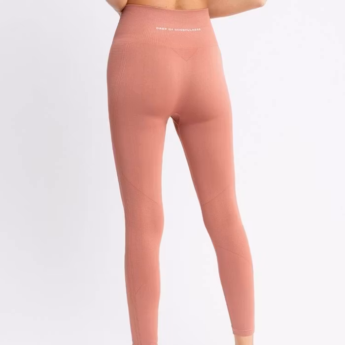 Yogaleggings Seamless CORA Rouge - DOM