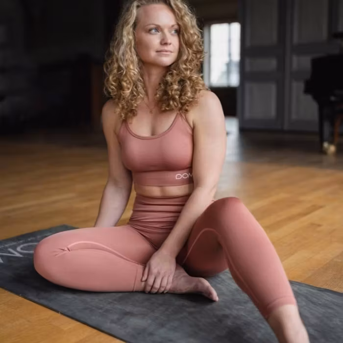 Yogaleggings Seamless CORA Rouge - DOM
