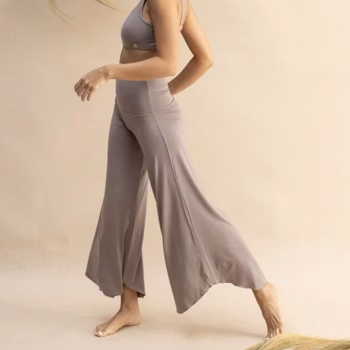Yogabyxor Layla Flares Sable - Indigo Luna