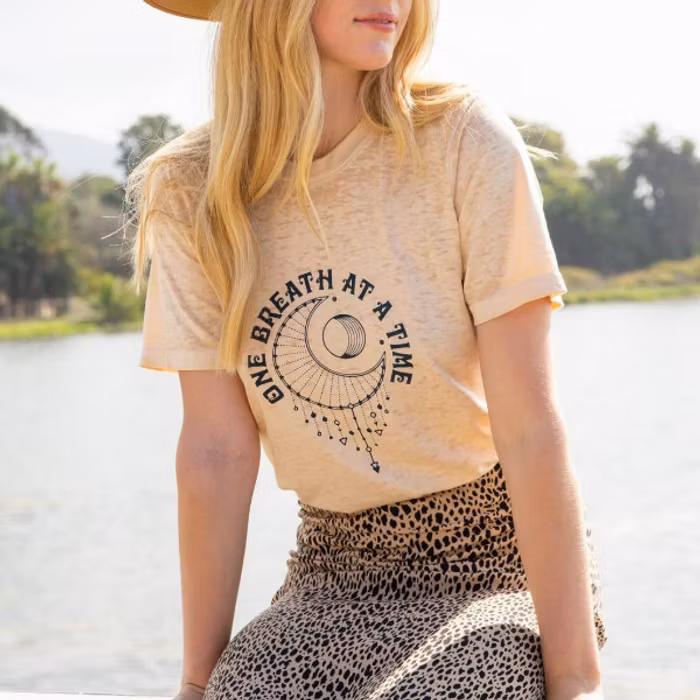 T-shirt "One Breath At A Time" - SuperLove Tees