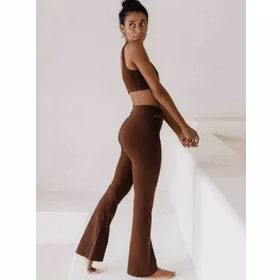 Yogaleggings Lola Bamboo Flares Chestnut - Studio K Yogaleggings Lola Bamboo Flares Chestnut - Studio K