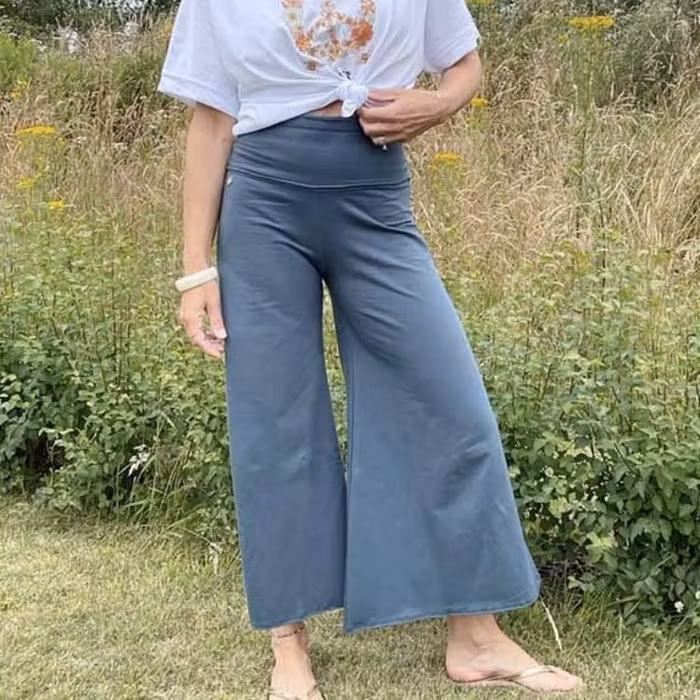 Byxor Wavy cropped Orion blue